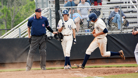Big innings lift Hawks over Heritage 10-1