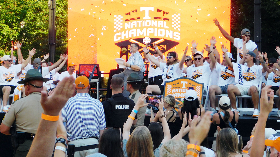 Fans welcome back national champions with epic downtown celebration