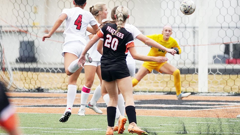 Powell, Bearden notch big district wins