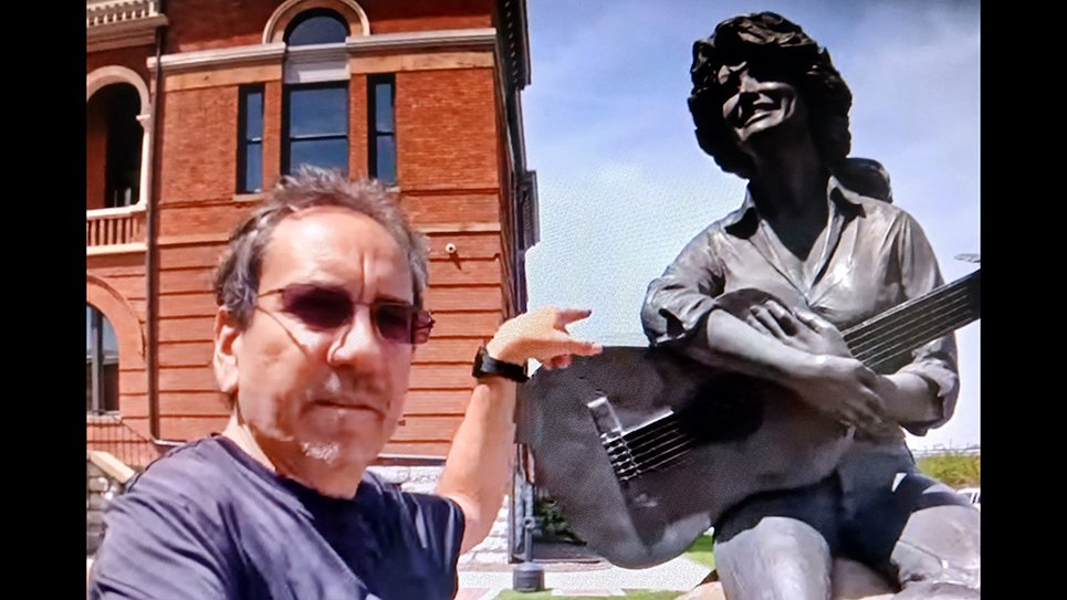 Catching up with Traveling Robert