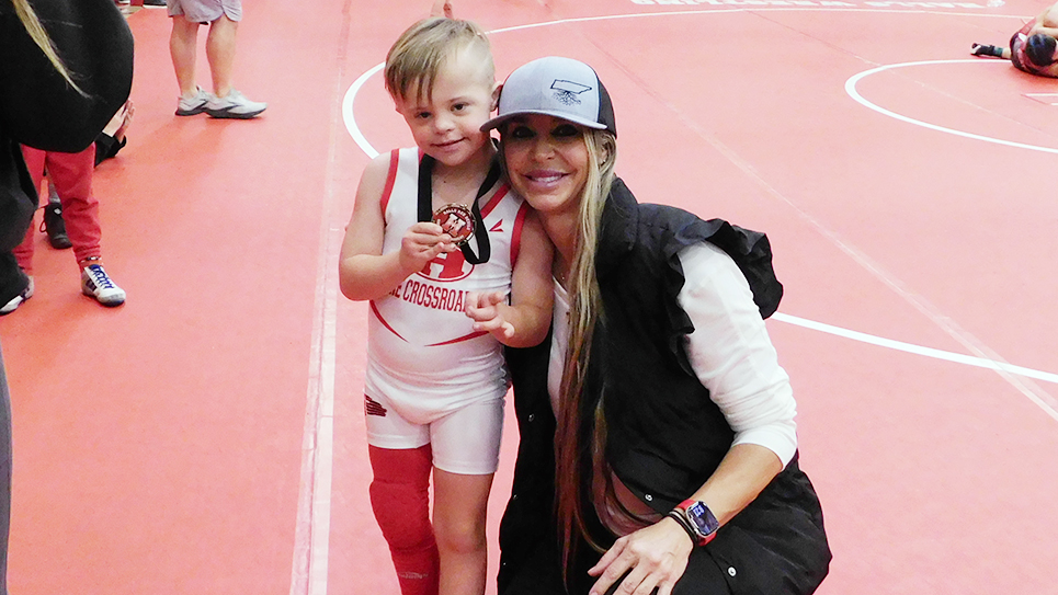 Elite Frye wins first-ever career wrestling match at Halls tournament