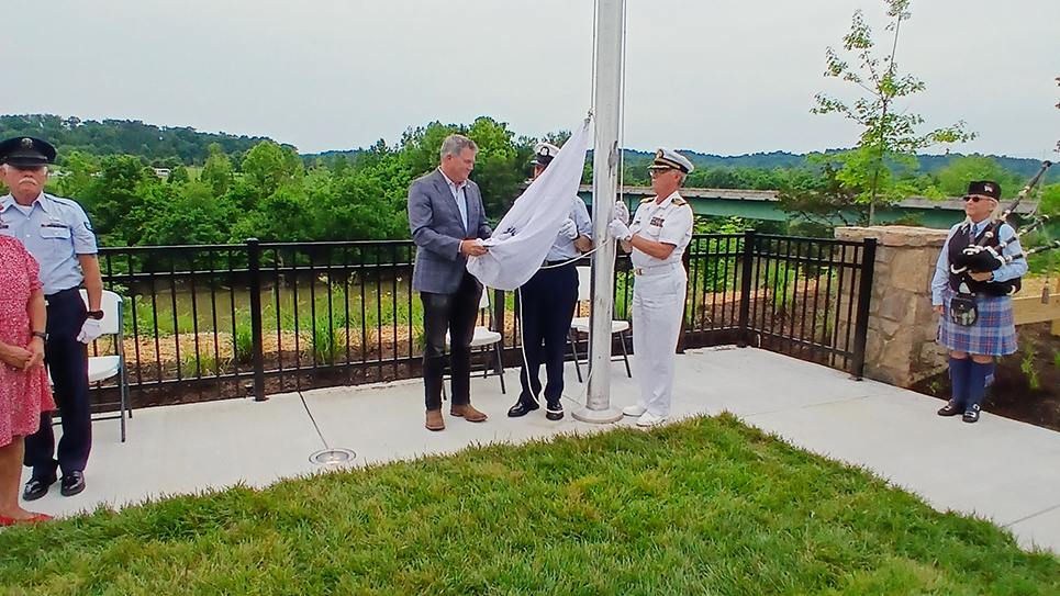 New veterans park now open